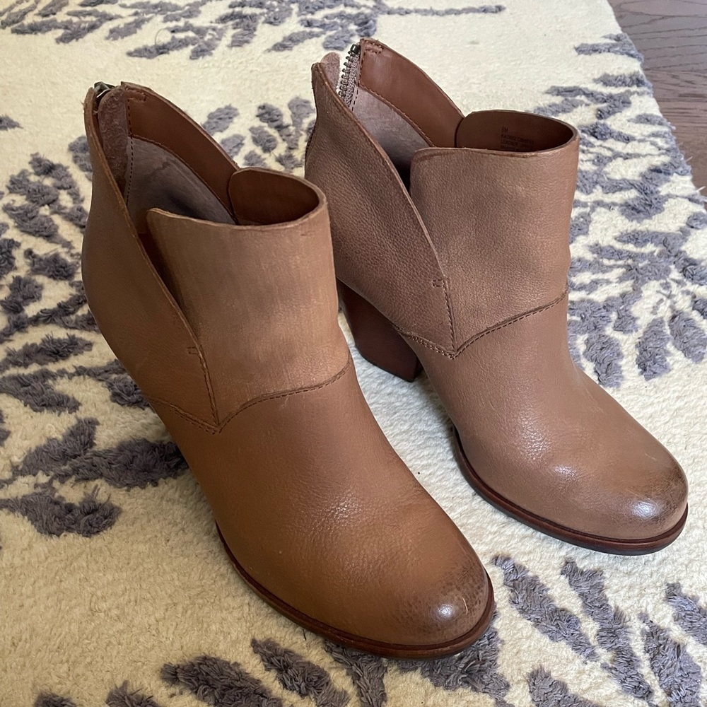 Kork-Ease Castaneda Ankle Booties, sz 8